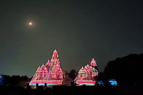 Khajuraho Temples Tour from Delhi for 2 Days with Light & Sound Show and Panna Jungle Safari