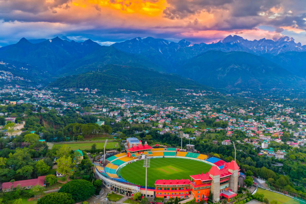 Unforgettable 10-Day Golden Triangle Tour With Amritsar and Dharamshala 